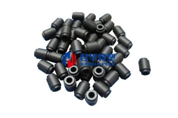 自動車用PEEK高温耐摩耗ブッシュ