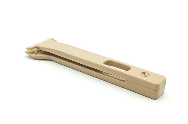 PEEKウェハークランプ