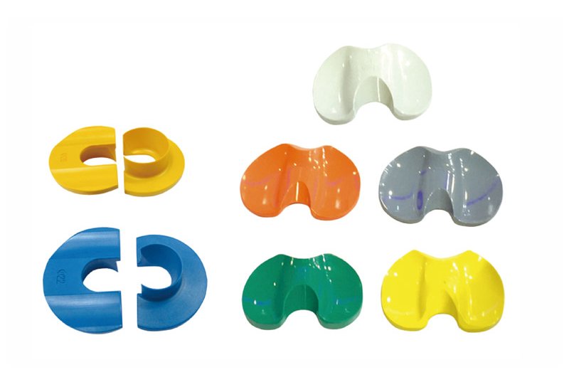 PPSU抽出器と脛骨パッド