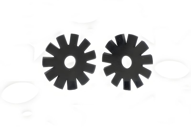 単一スクリュー機械伝動のボトルネックを打破：CF/PEEKスターギアの変形量60％削減