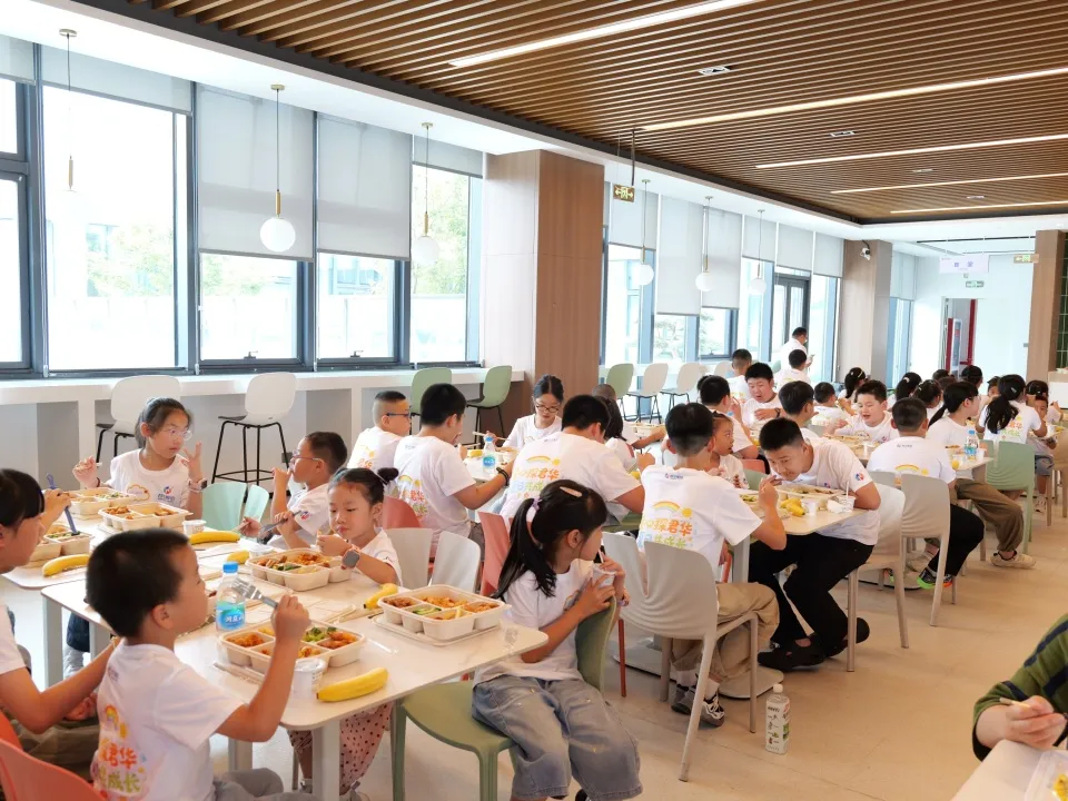 子供たちの心が君華を探検、夏の成長で開かれる | 君華のシェアsummerオープンデーアクティビティが成功裏に終了 Image 3